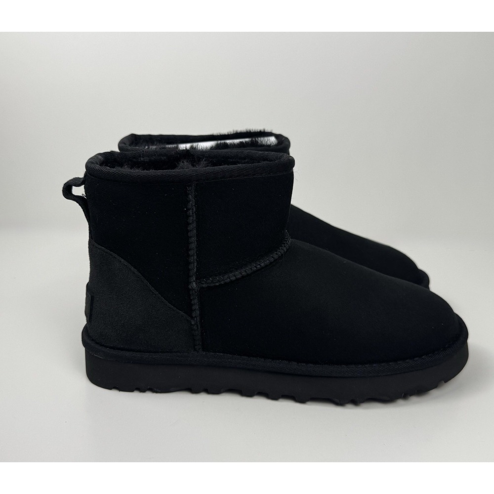 UGG Classic Mini II Ankle Boots Women's Size 8 Sheepskin Suede/Shearling Black - Picture 2 of 7